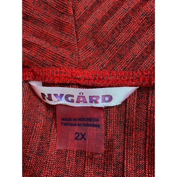 Women's NYGARD Deep Red 3/4 Sleeve Loose Cowl Neck Tunic, Size 2X - Picture 6 of 7